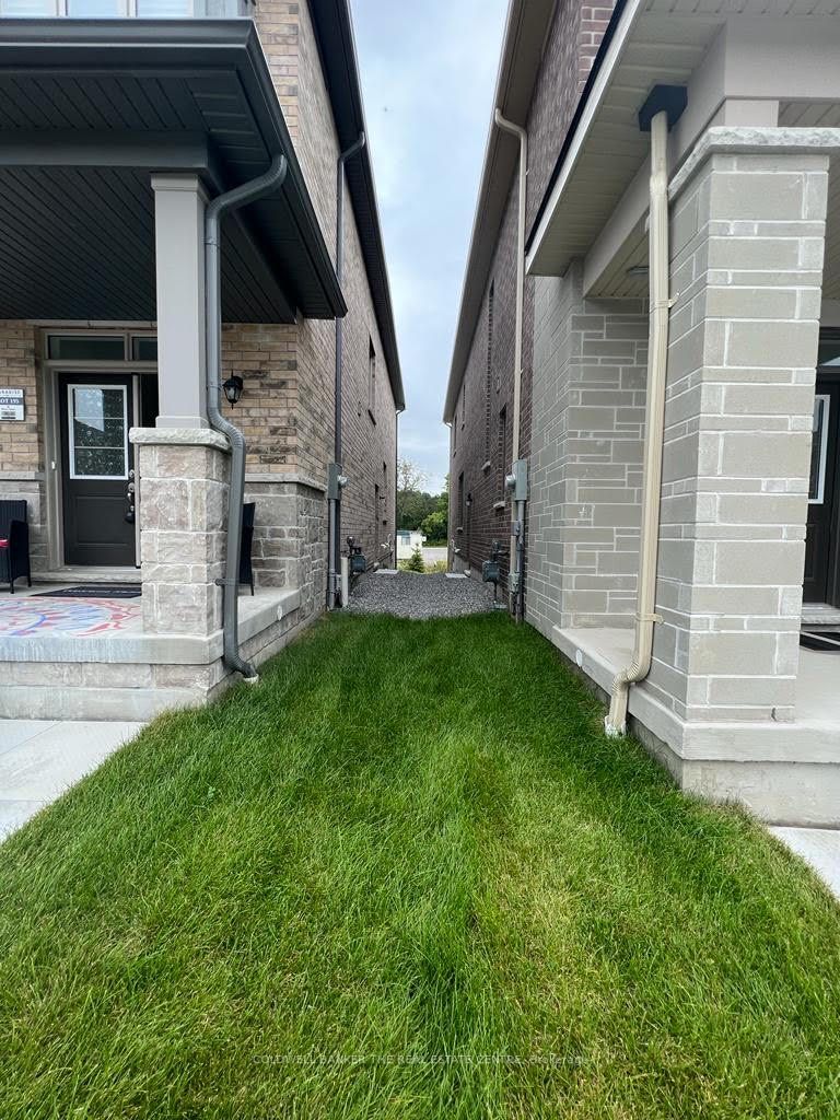 60 Priory Dr Property Photo 4