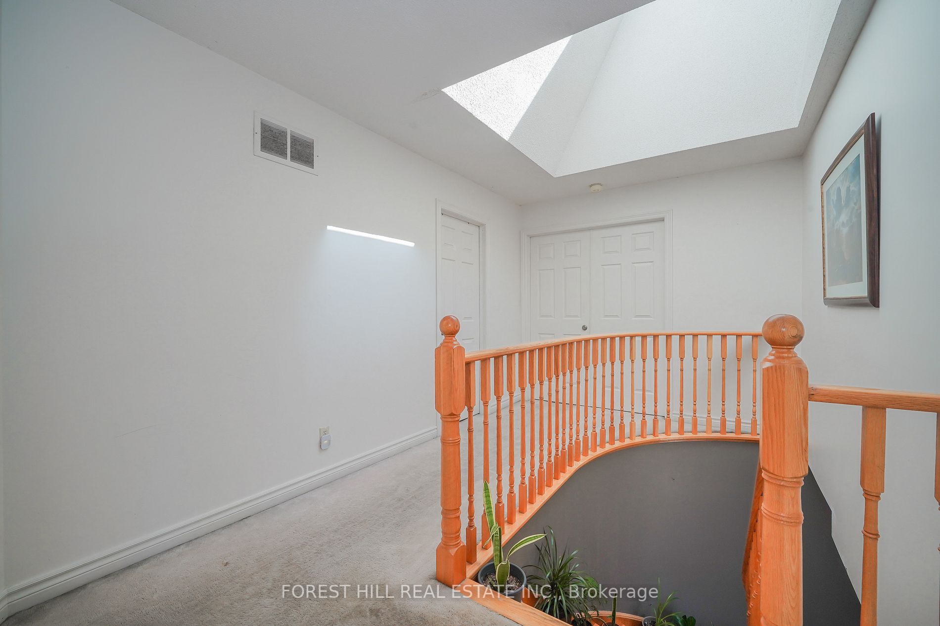 37 Corner Stone Cres Property Photo 15