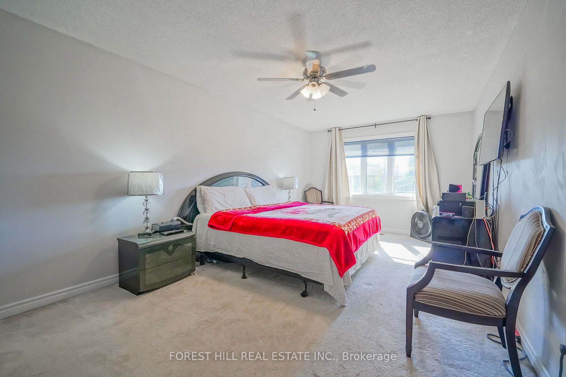 37 Corner Stone Cres Property Photo 17