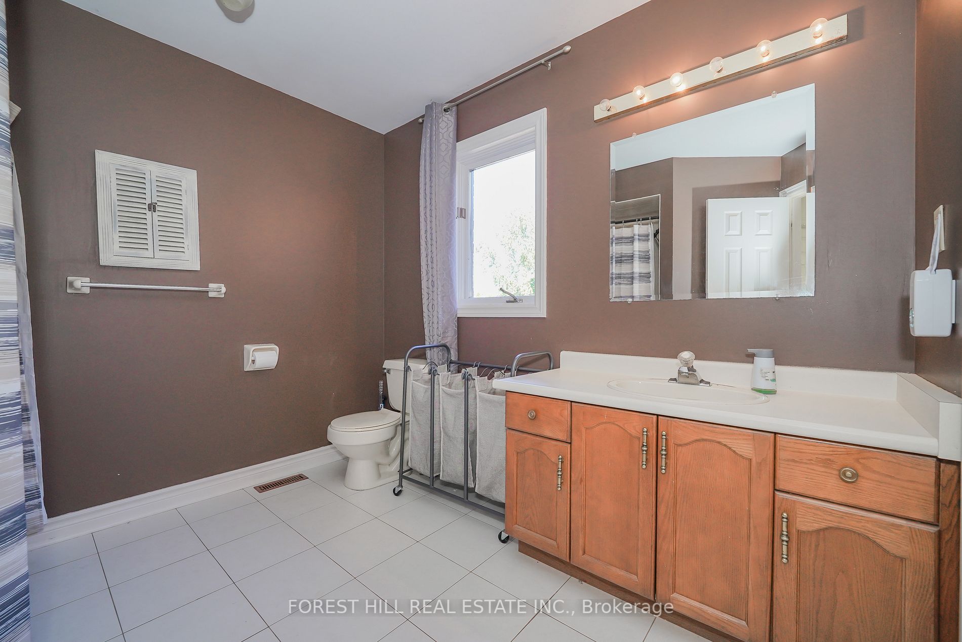37 Corner Stone Cres Property Photo 26