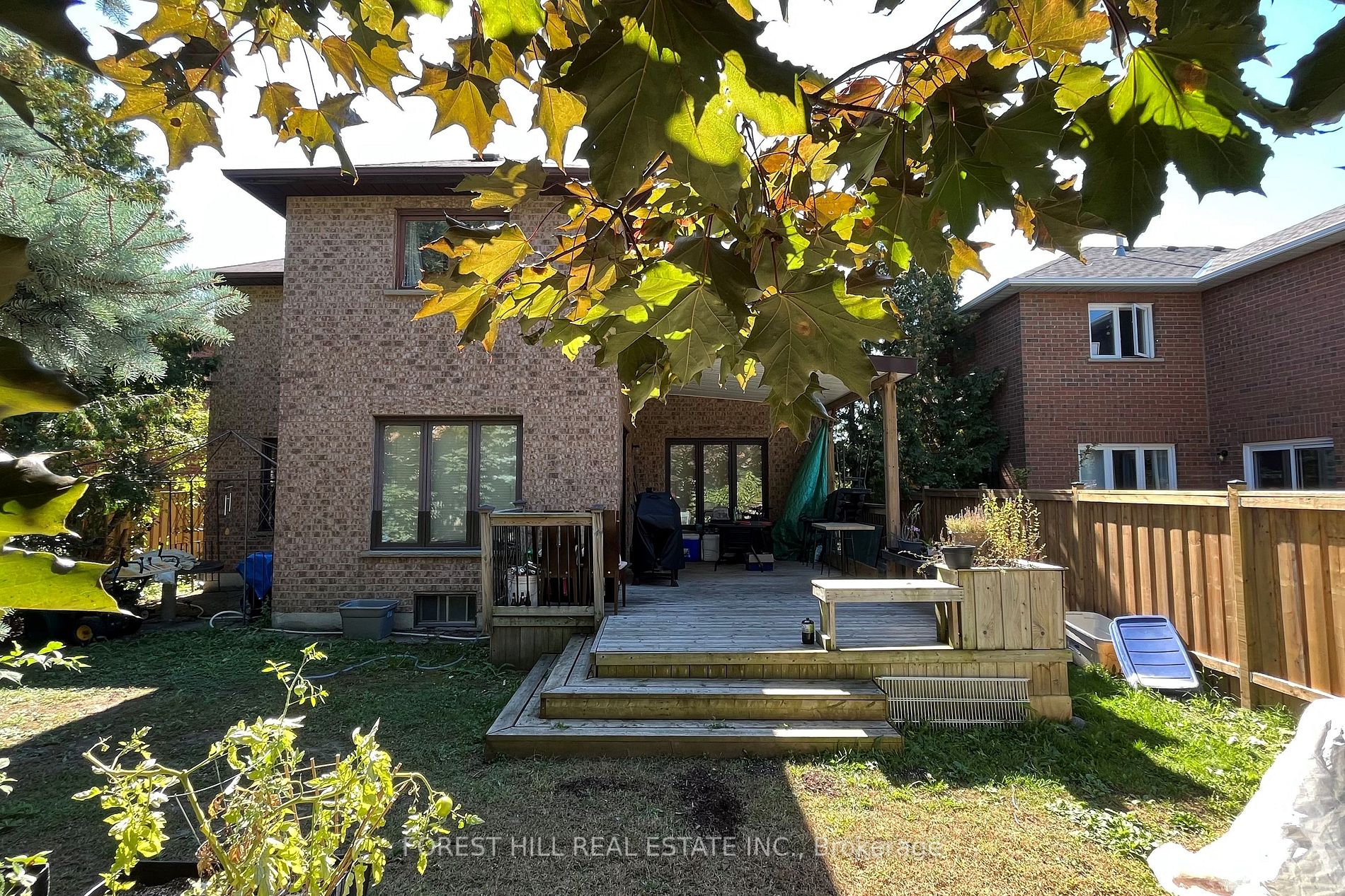 37 Corner Stone Cres Property Photo 28