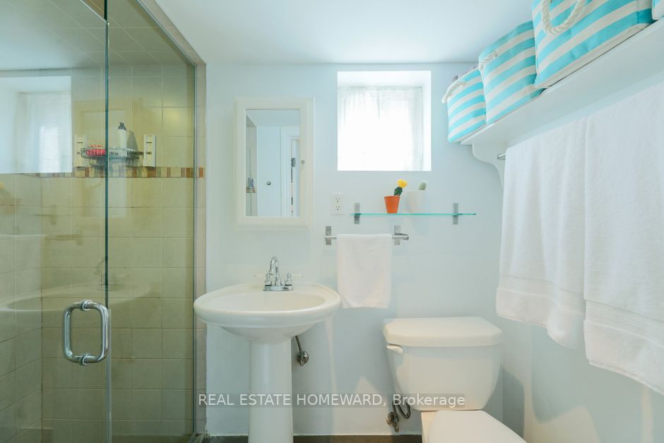 34 Queensgrove Rd Property Photo 21