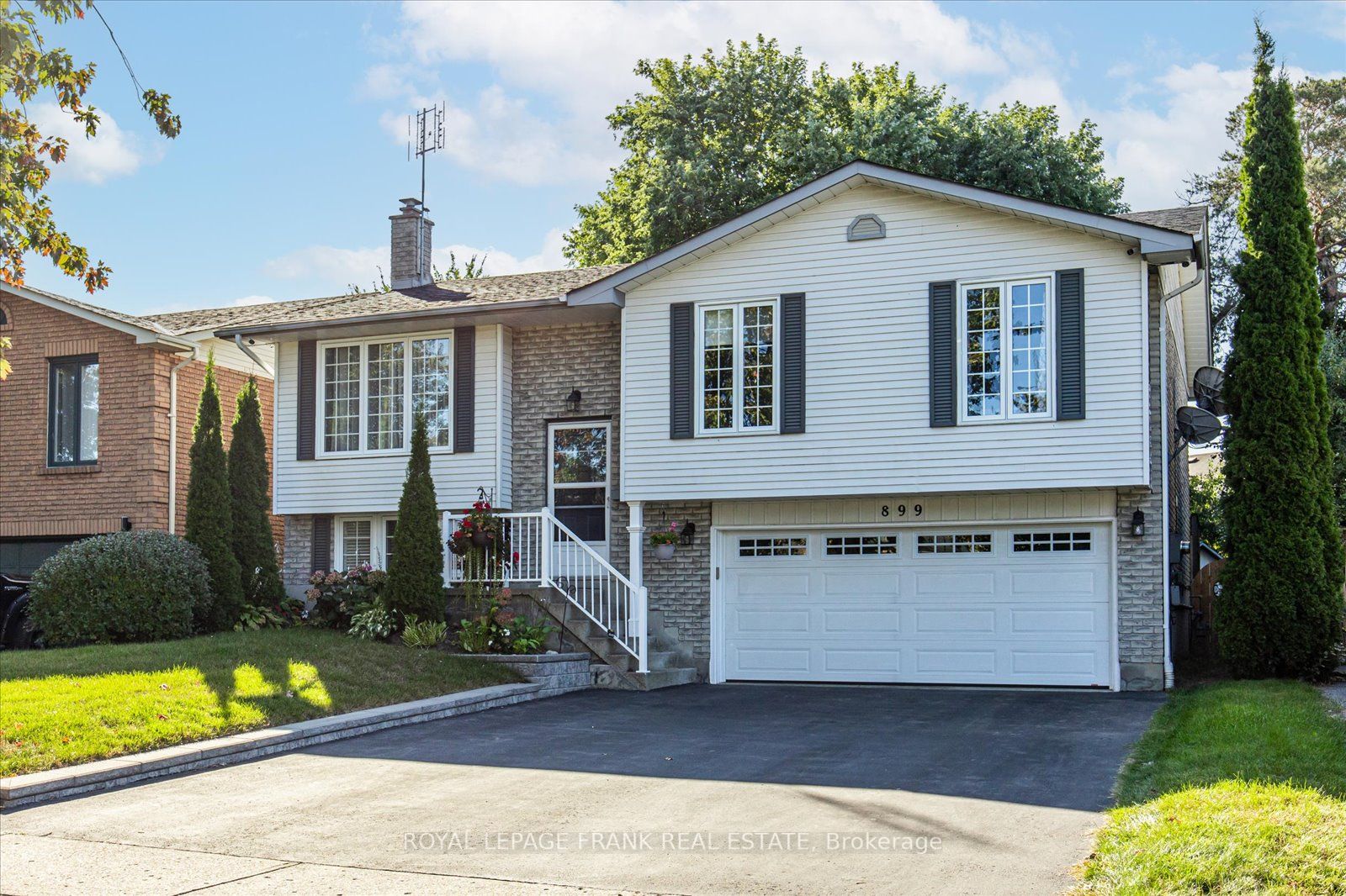899 Cartref Ave Property Photo