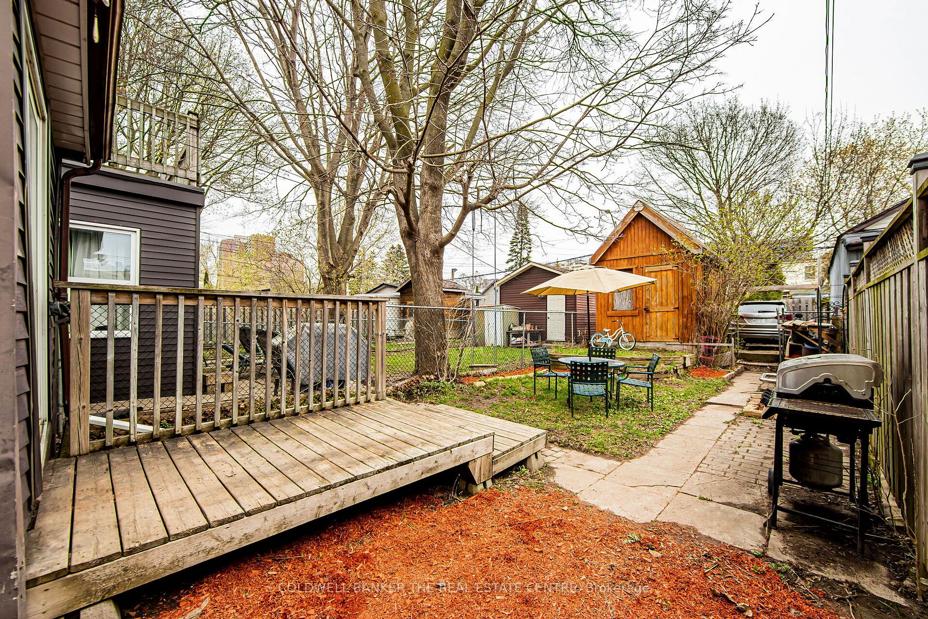 25 Eldon Ave N Property Photo 30