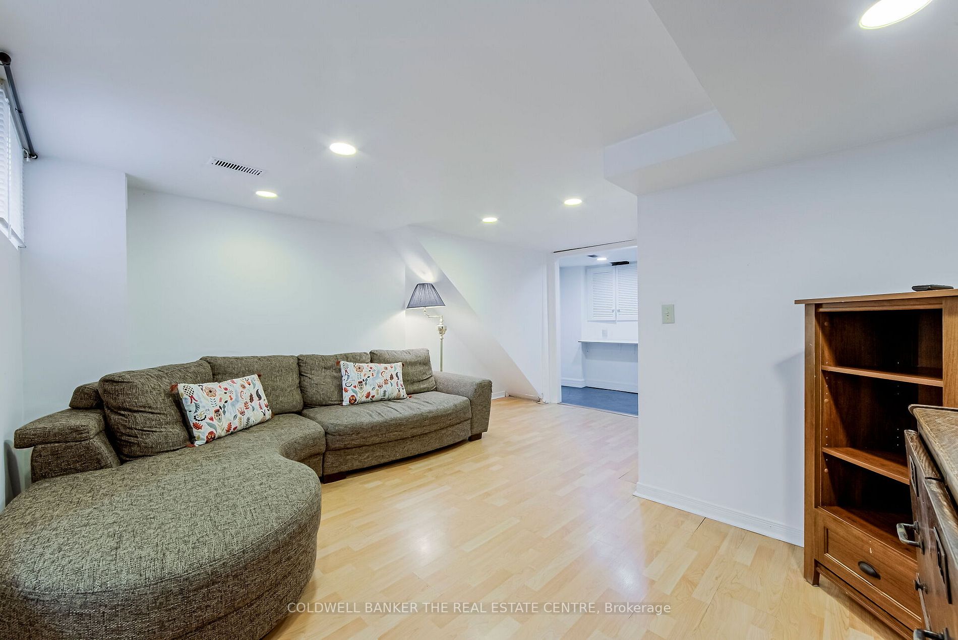 25 Eldon Ave N Property Photo 34
