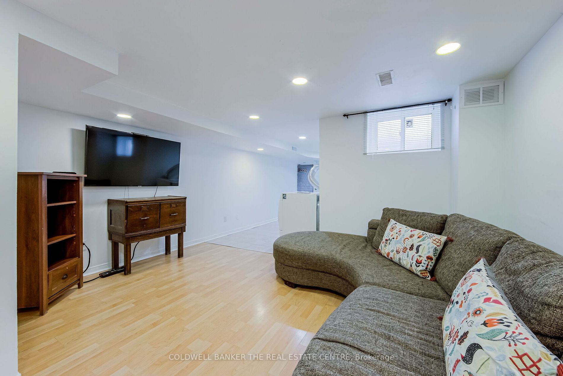 25 Eldon Ave N Property Photo 35