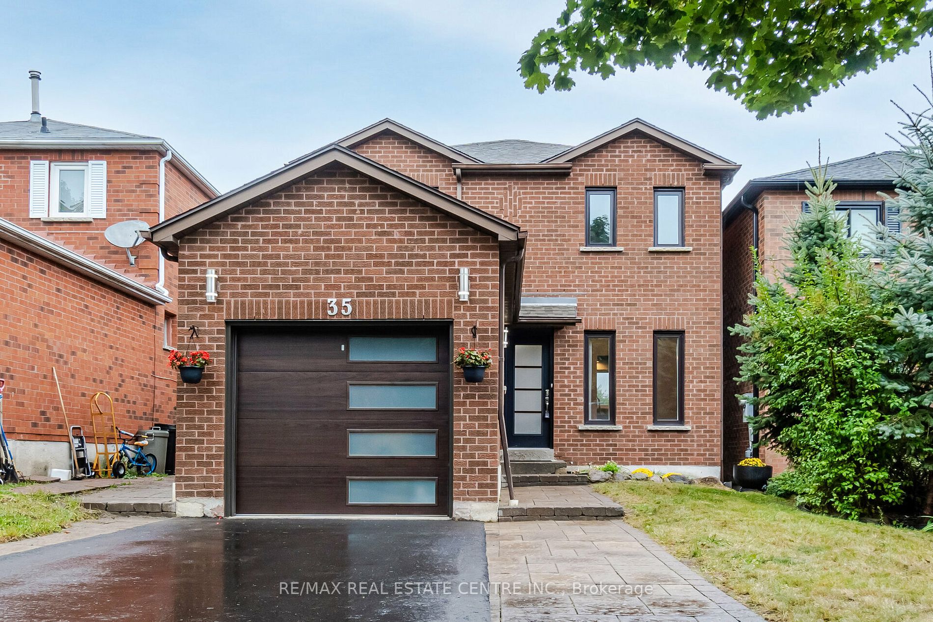 35 Fernbank Pl Picture