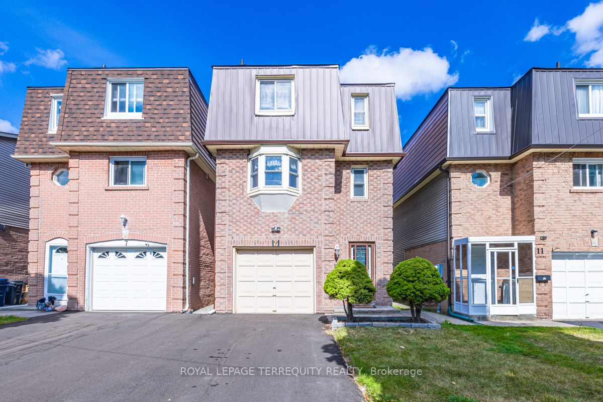 9 Kimbercroft Ct Property Photo 1