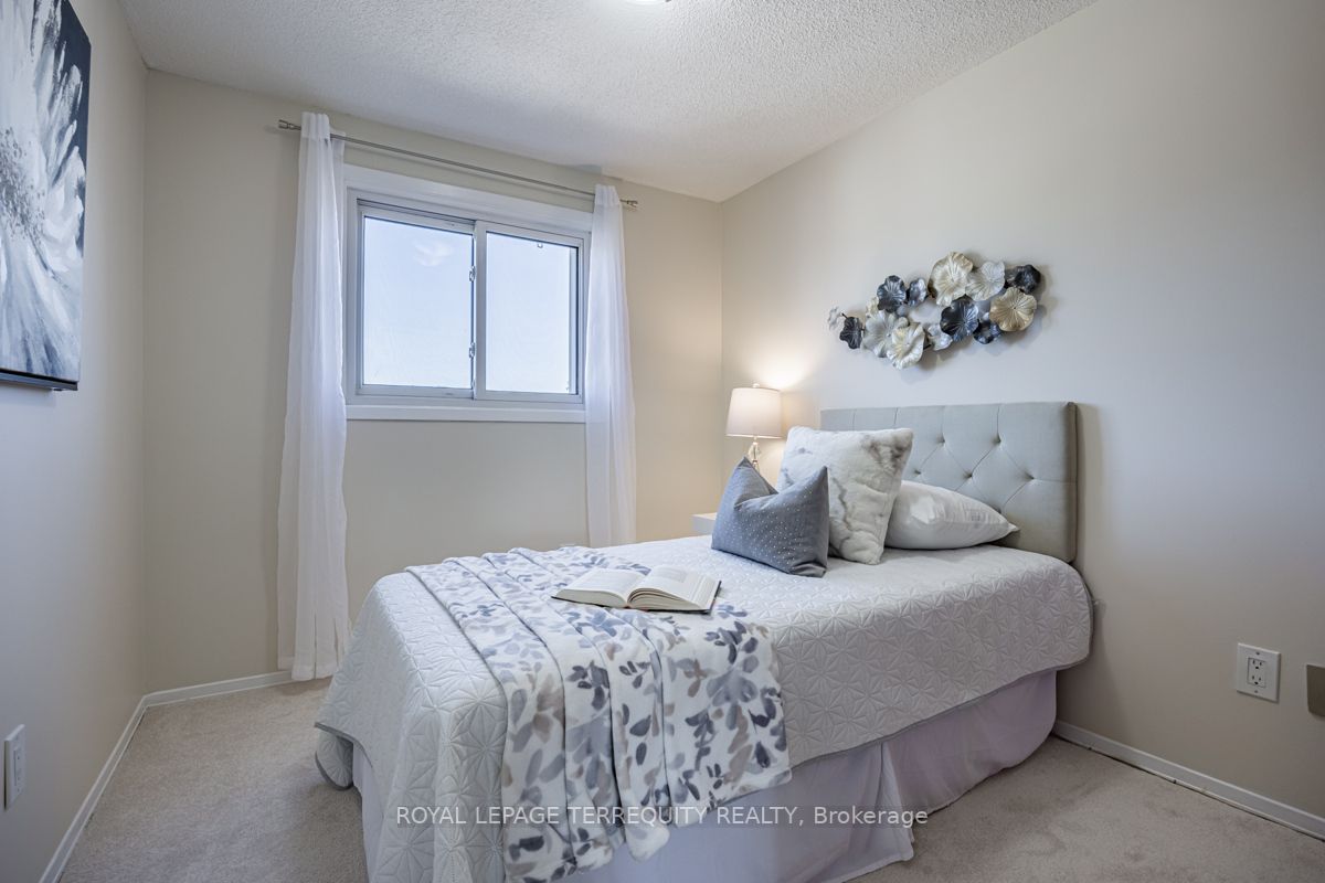 9 Kimbercroft Ct Property Photo 23
