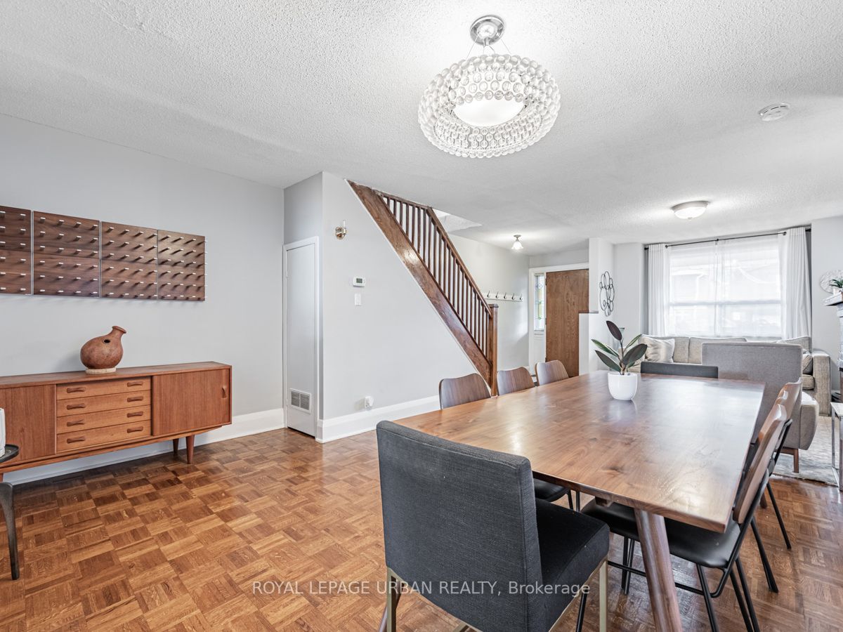 468 Milverton Blvd Property Photo 8
