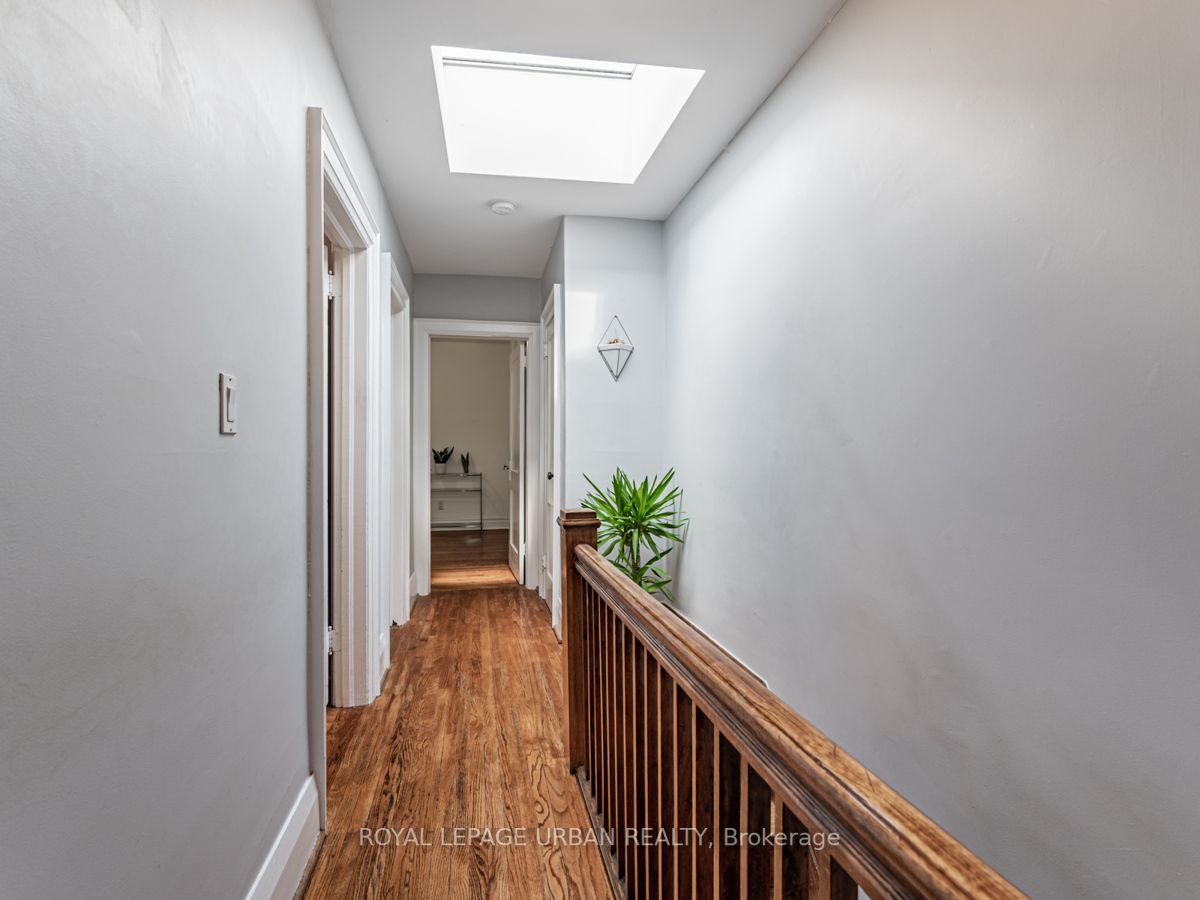 468 Milverton Blvd Property Photo 21
