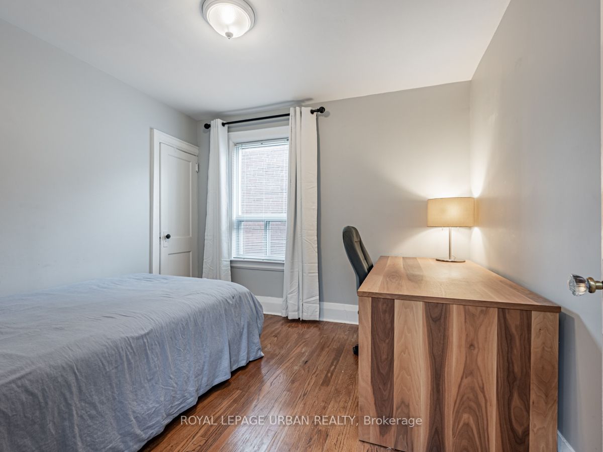 468 Milverton Blvd Property Photo 26