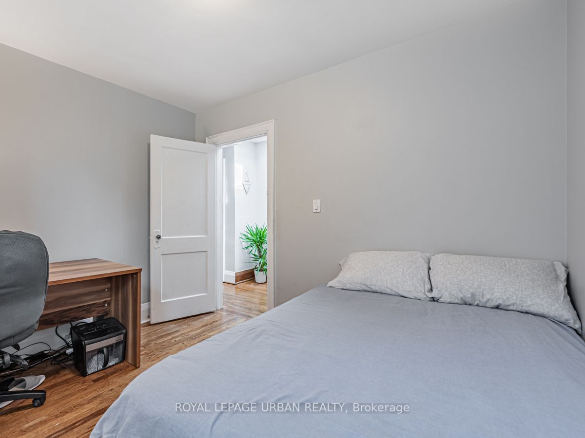 468 Milverton Blvd Property Photo 27