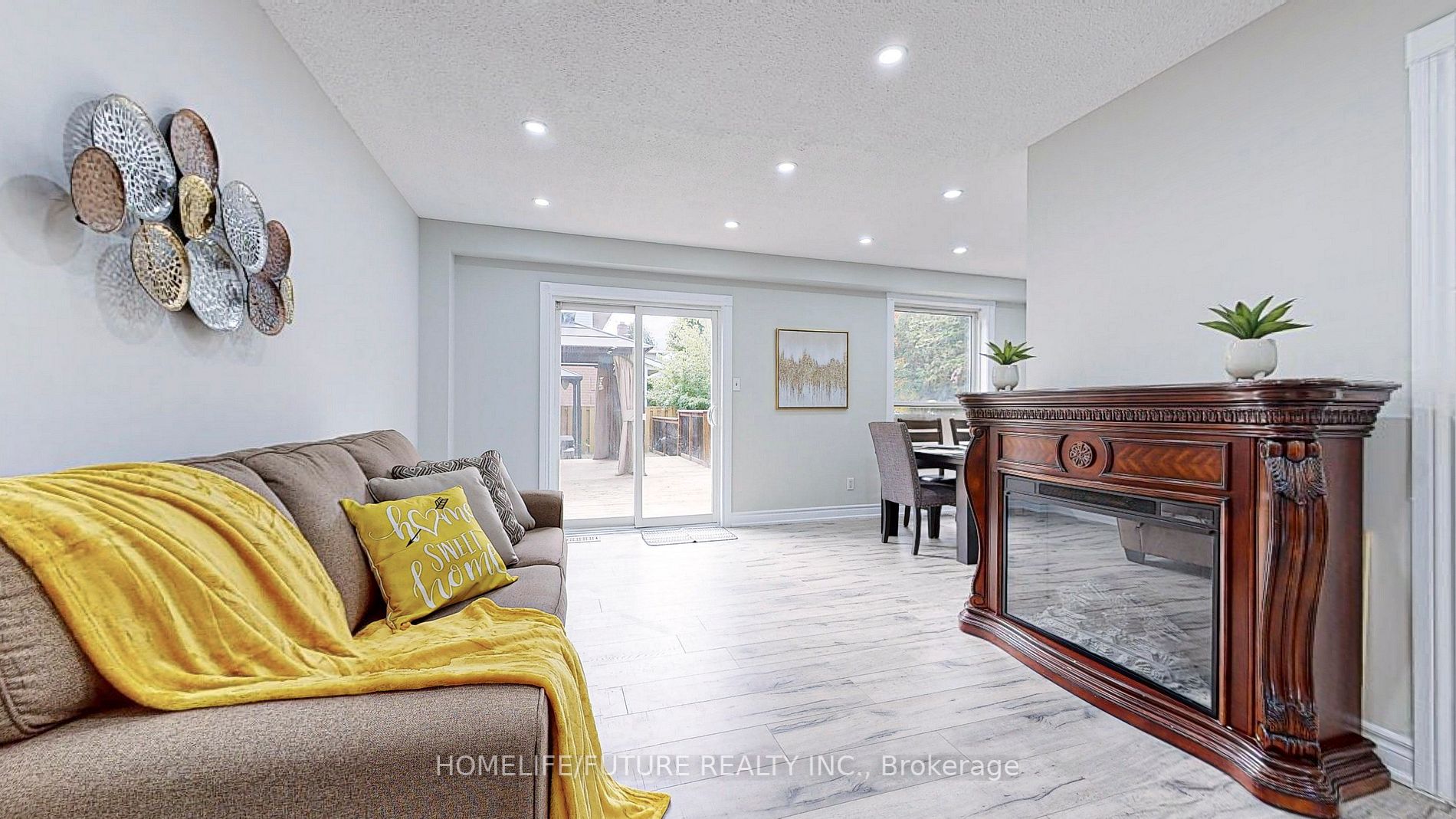 1 Harts Field Dr Property Photo 7