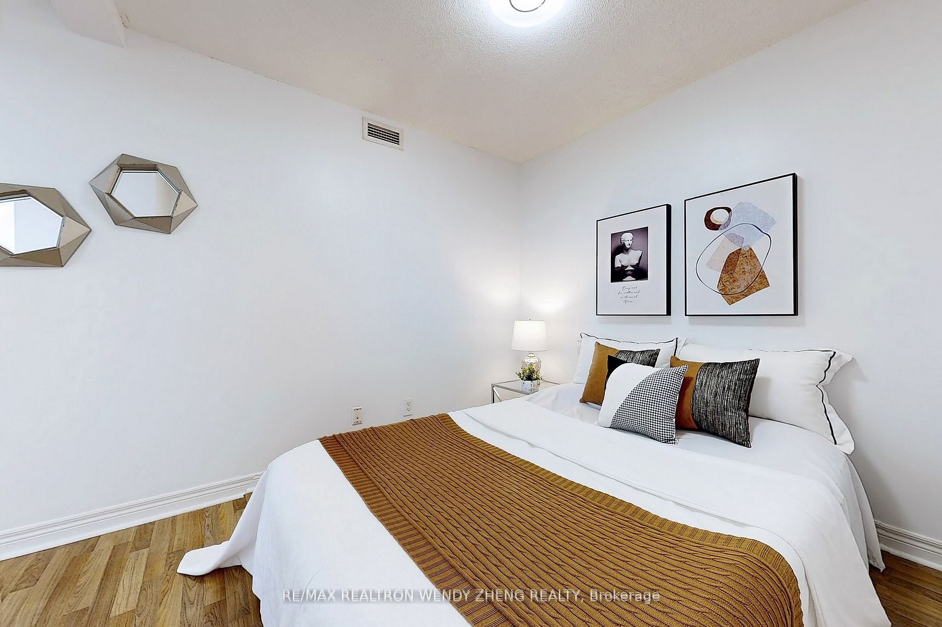 83 Borough Dr Property Photo 17