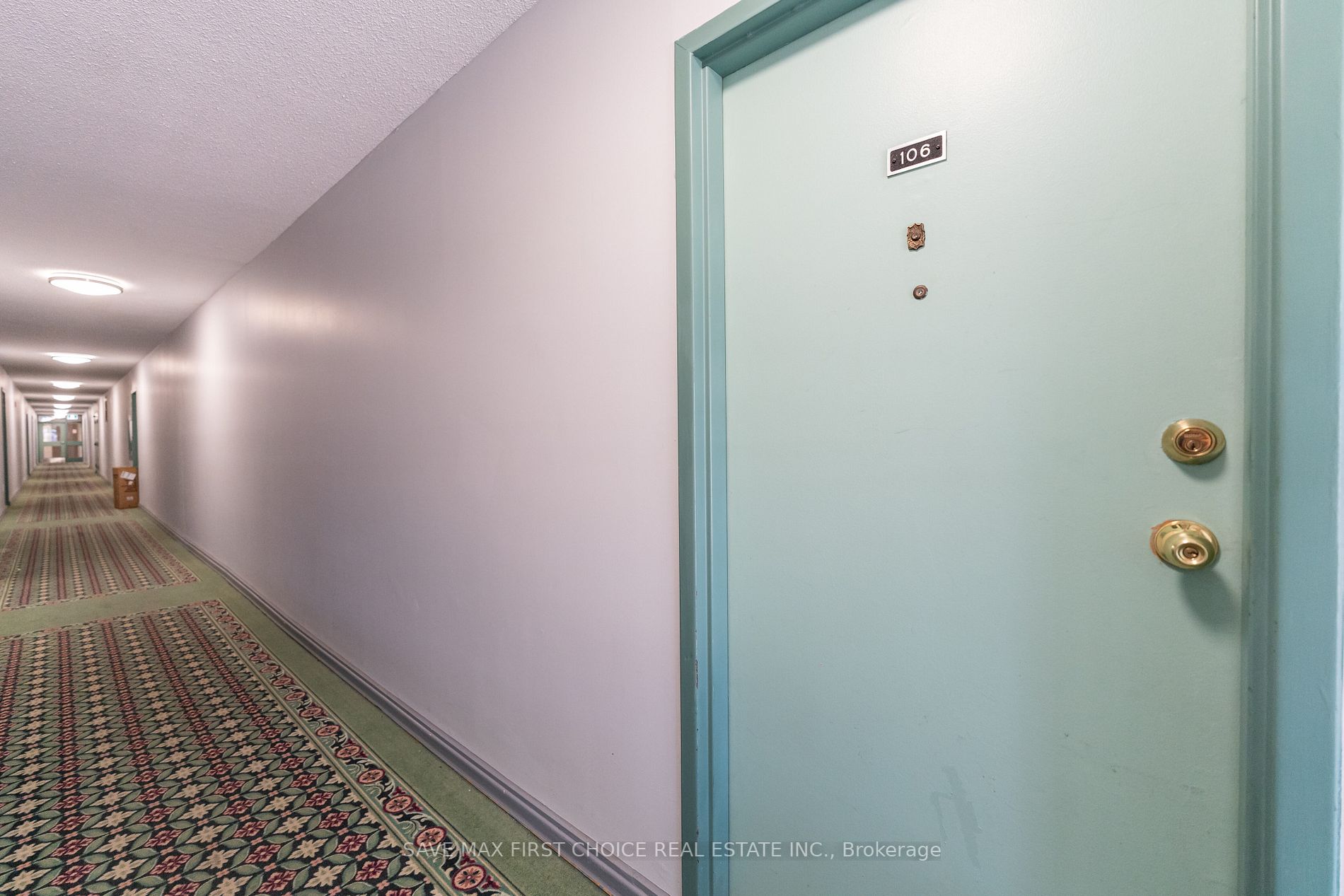 2500 Bridletowne Cir Property Photo 4