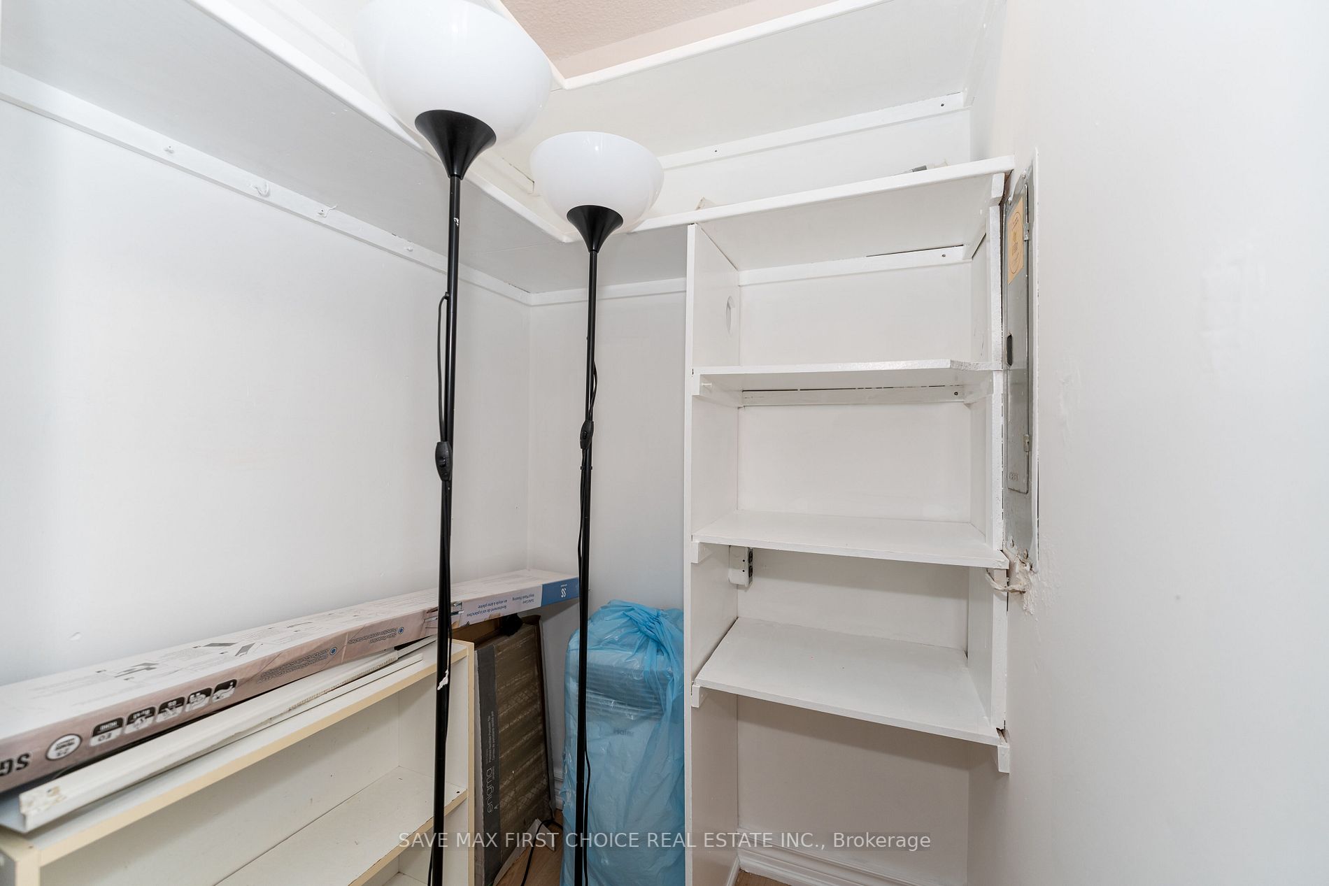 2500 Bridletowne Cir Property Photo 30