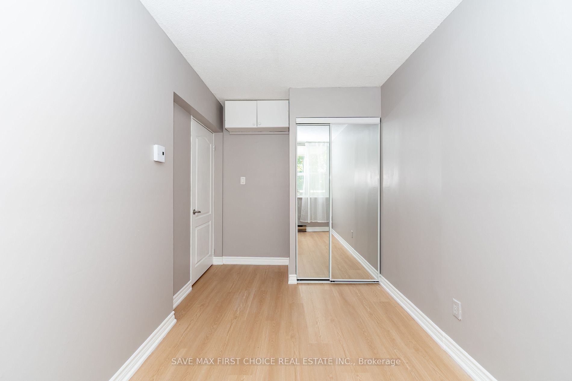 2500 Bridletowne Cir Property Photo 33