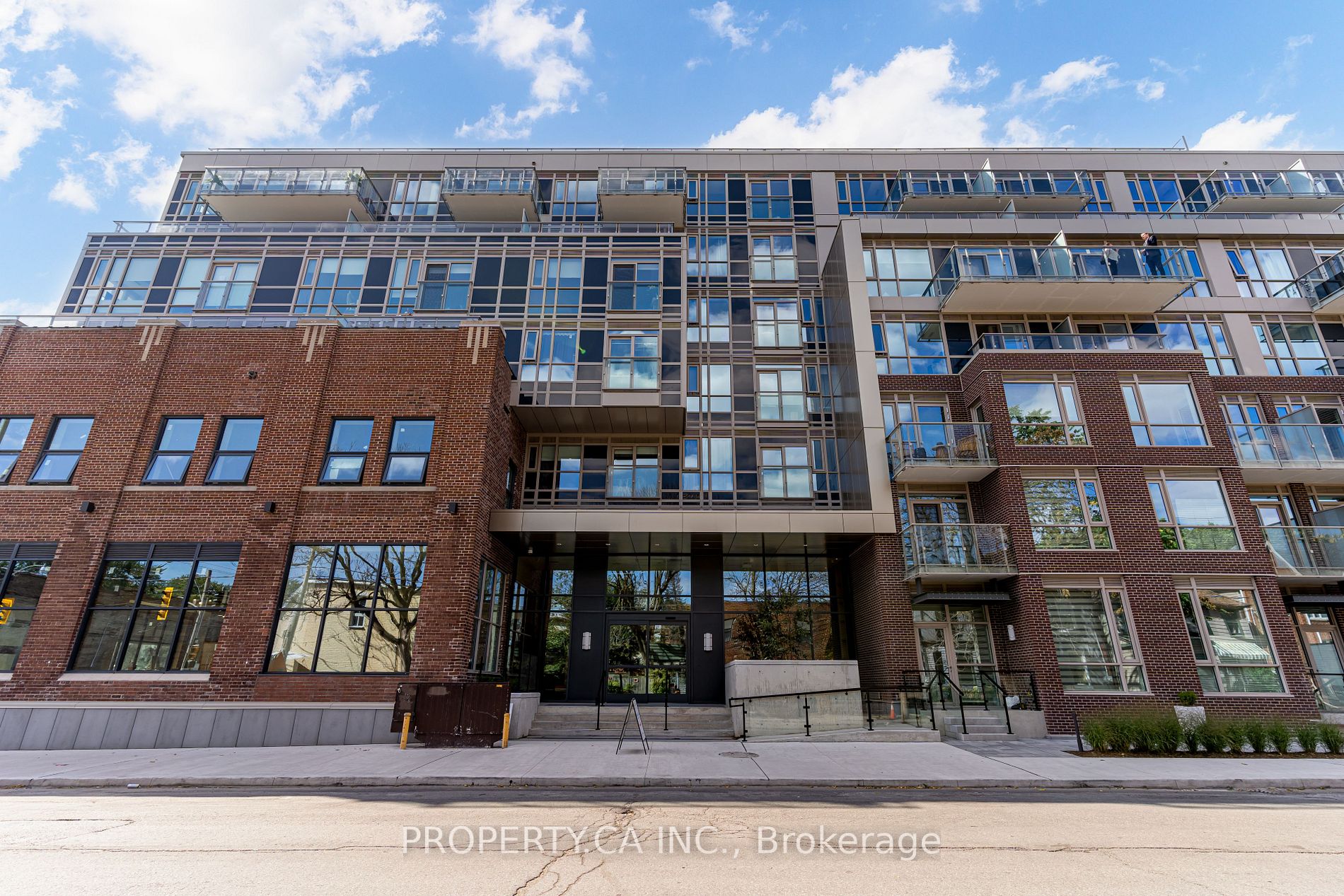 150 Logan Ave Property Photo 1