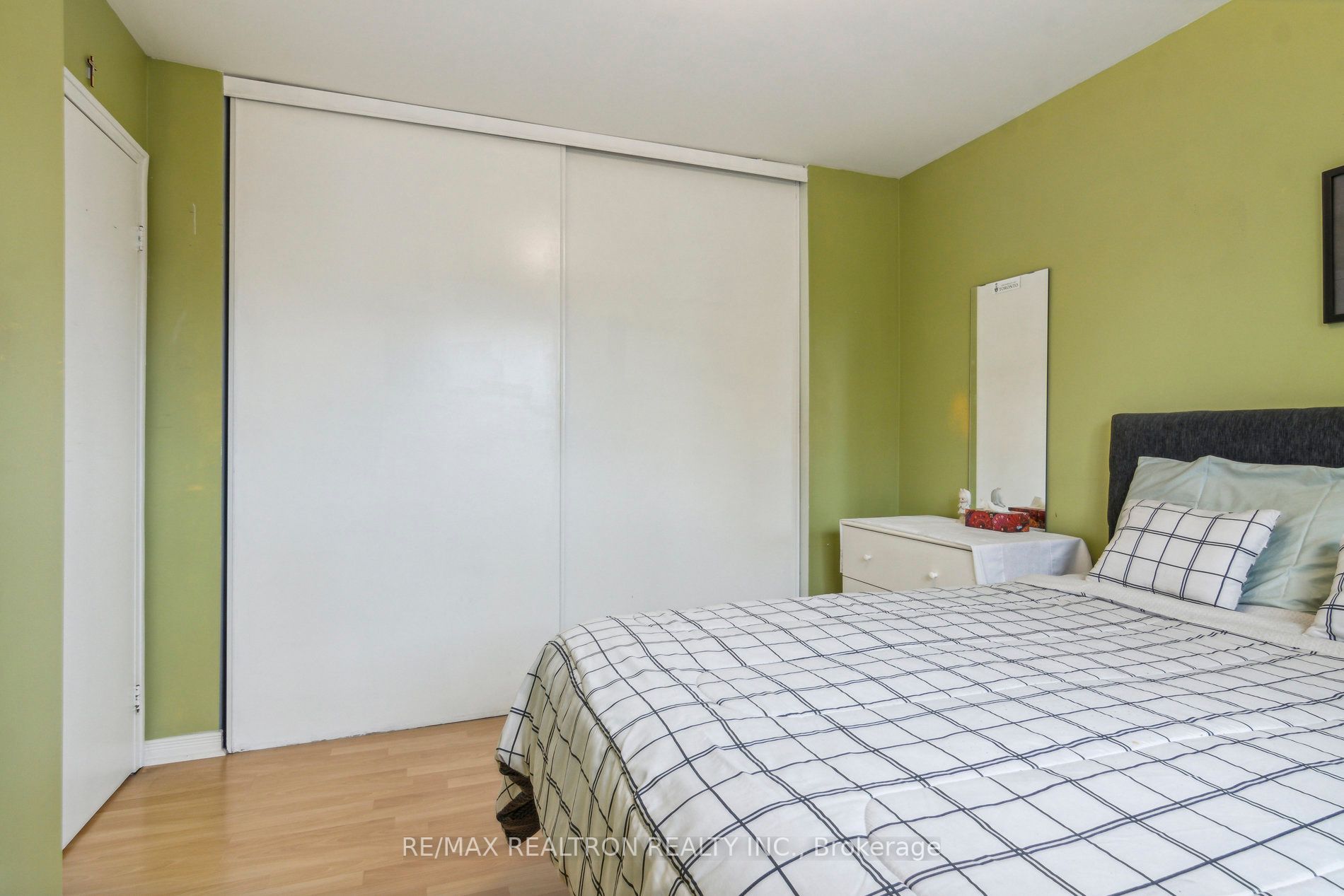 27 Newdawn Cres Property Photo 17