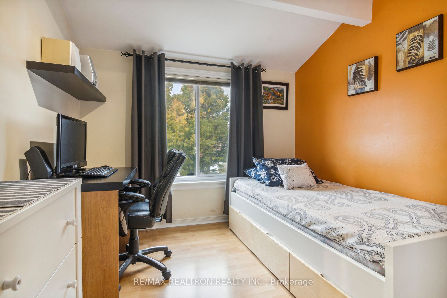 27 Newdawn Cres Property Photo 18