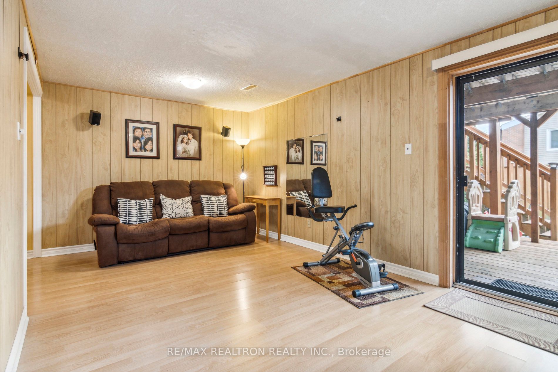 27 Newdawn Cres Property Photo 24
