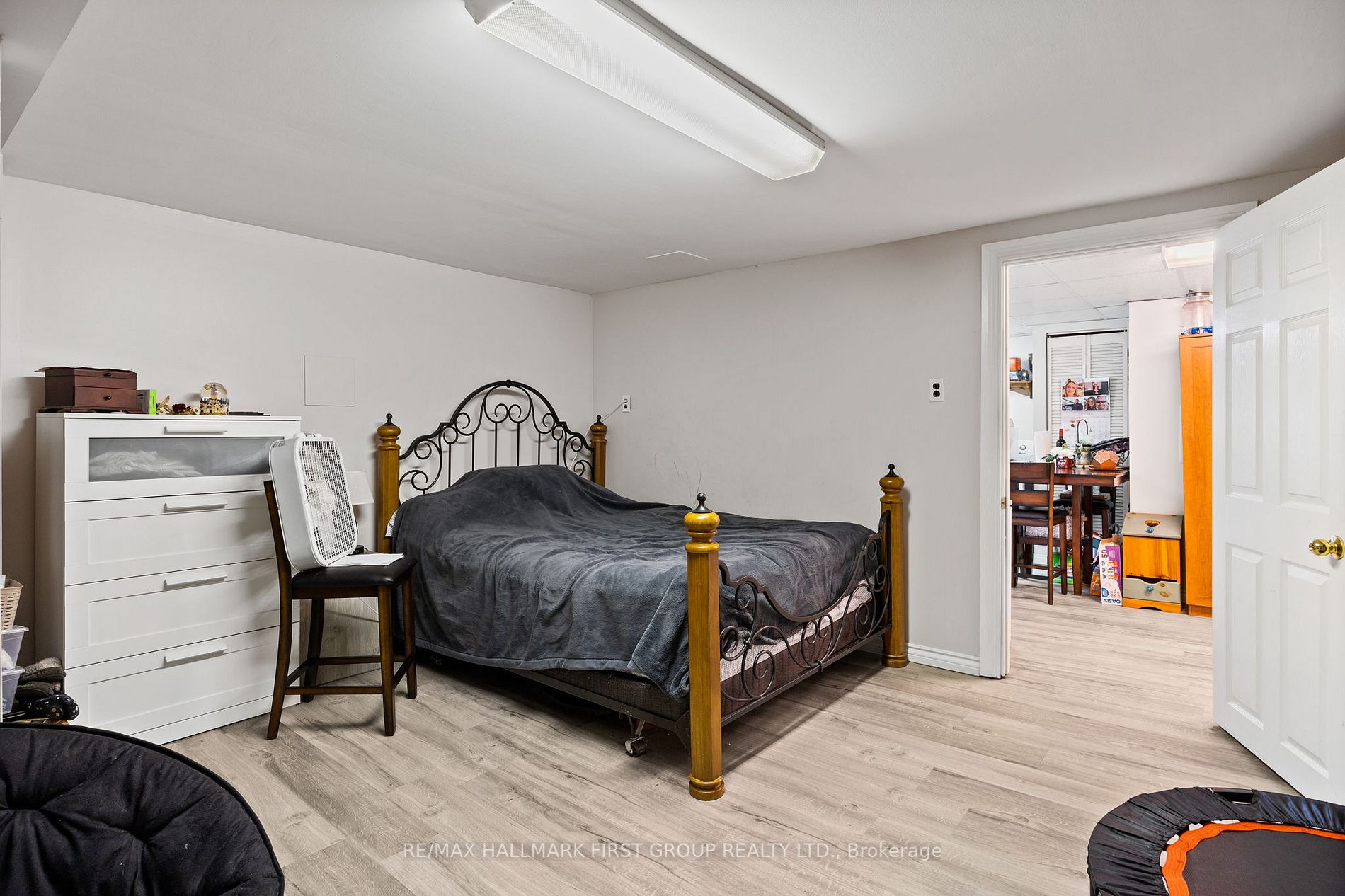 468 Elizabeth St Property Photo 31