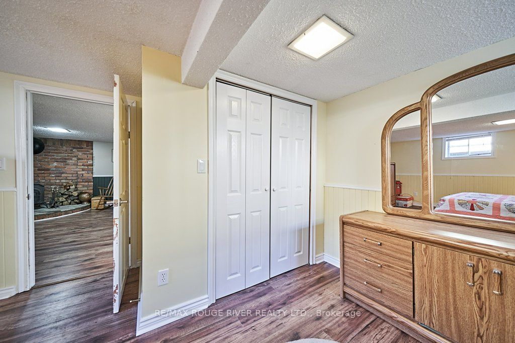 310 Palmerston Ave Property Photo 30