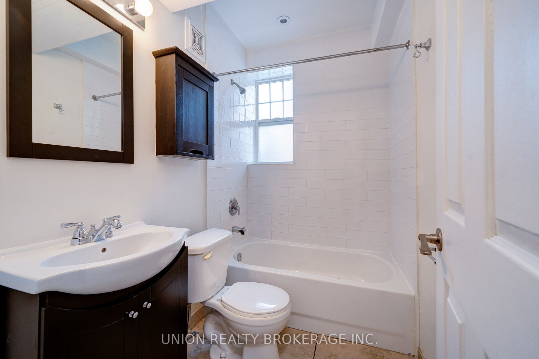 85 Beech Ave Property Photo 10