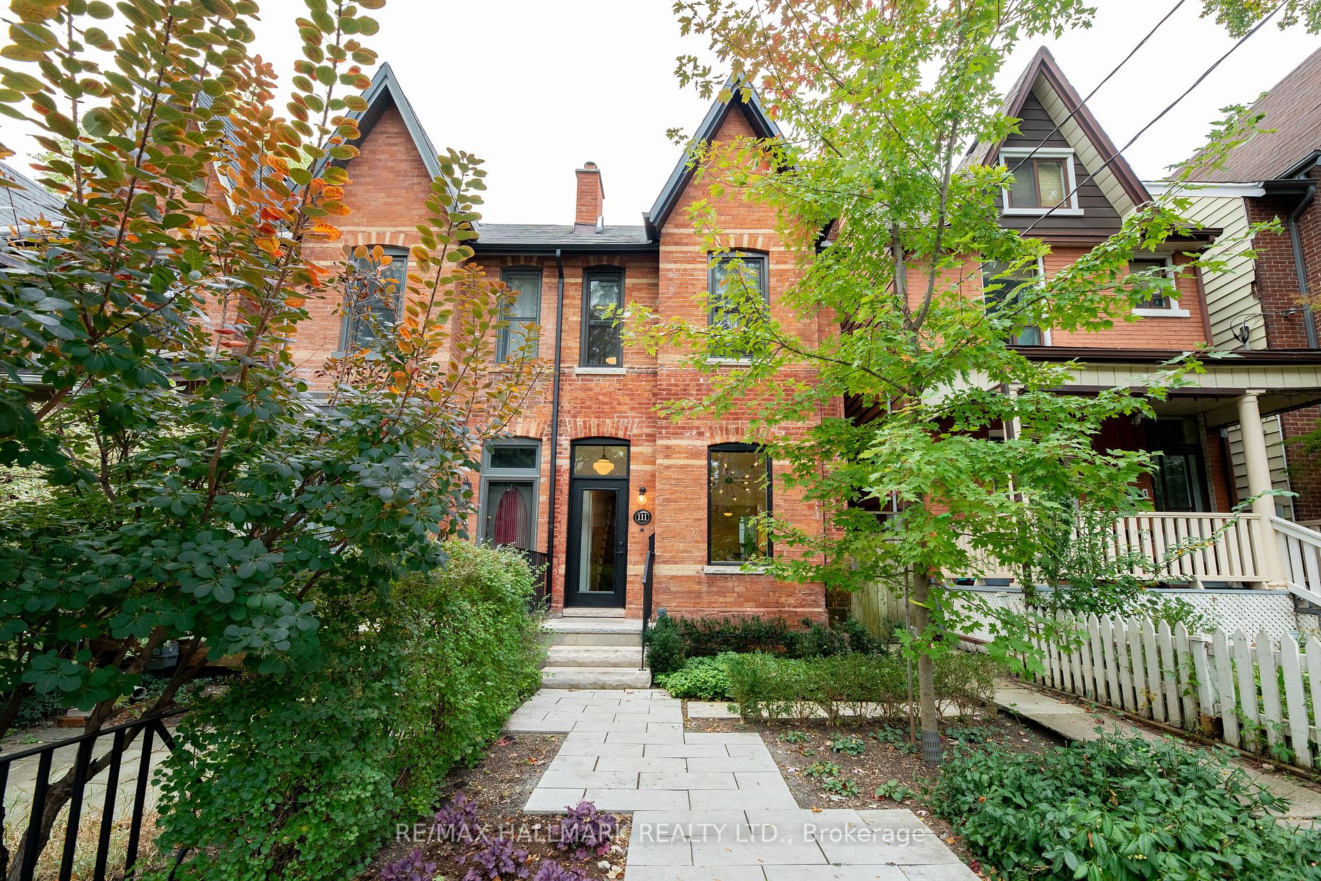 111 Victor Ave Property Photo