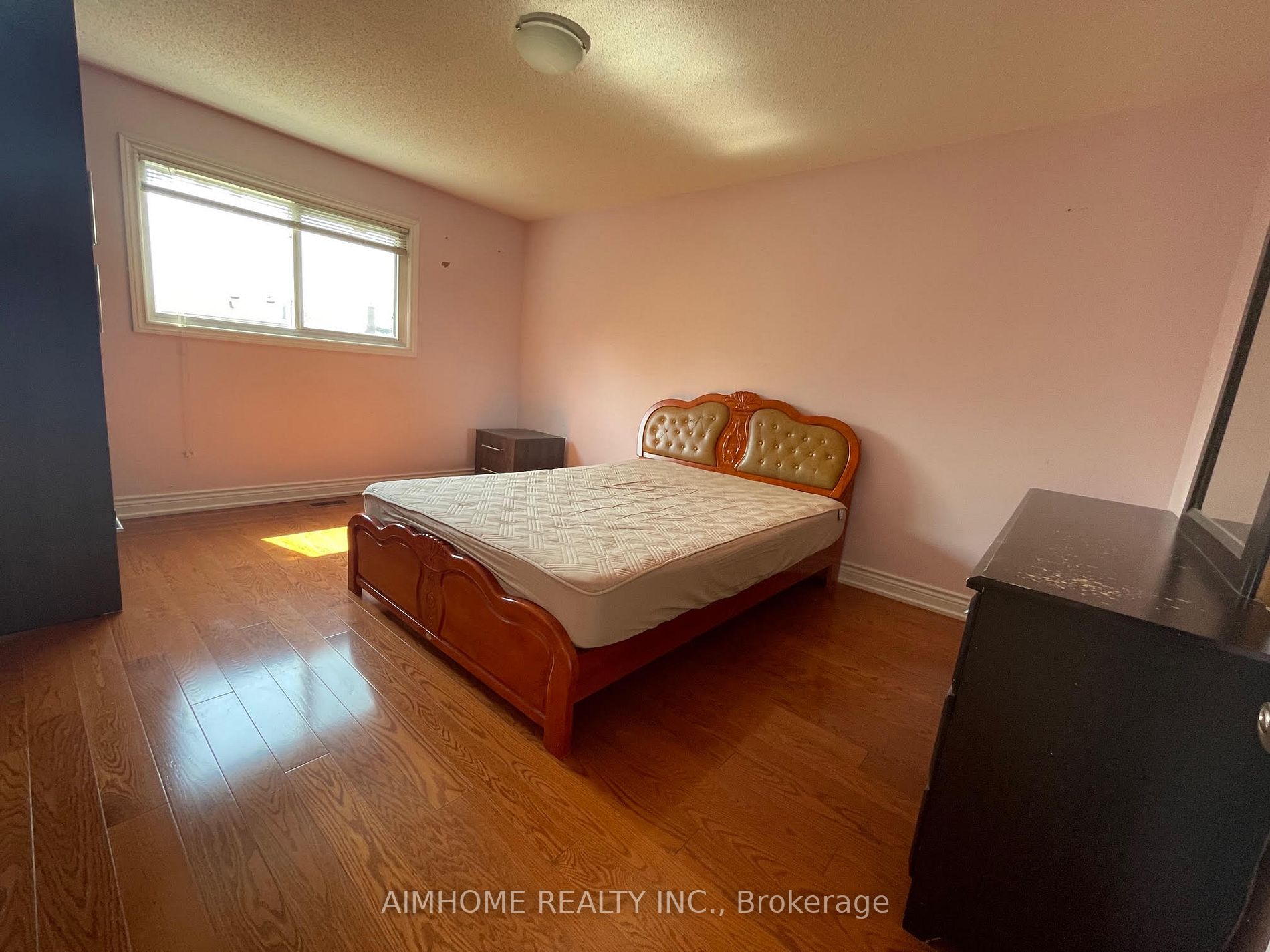 47 Hillfarm Dr Property Photo 16