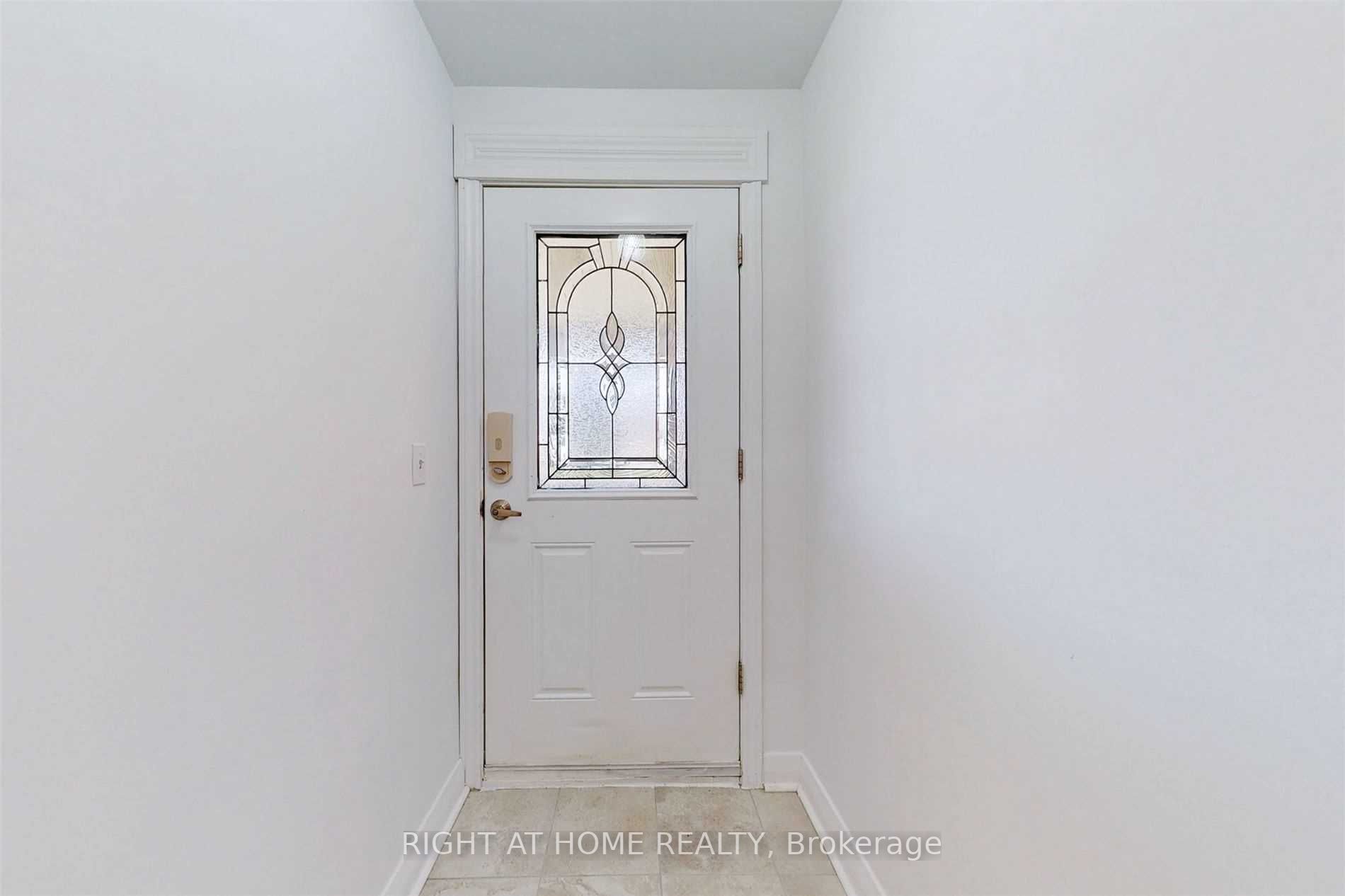 559 Ridgeway Ave Property Photo 18