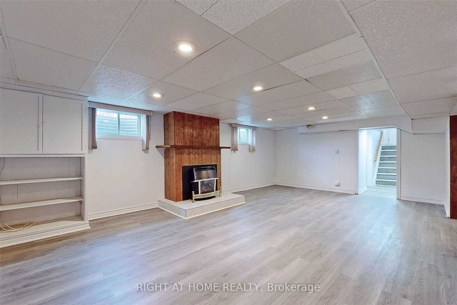 559 Ridgeway Ave Property Photo 20