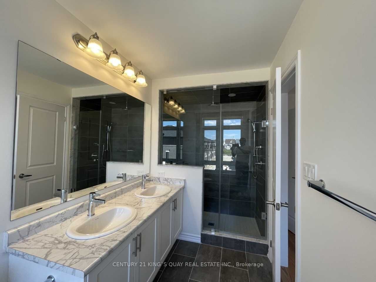 280 Carnwith Dr E Property Photo 13