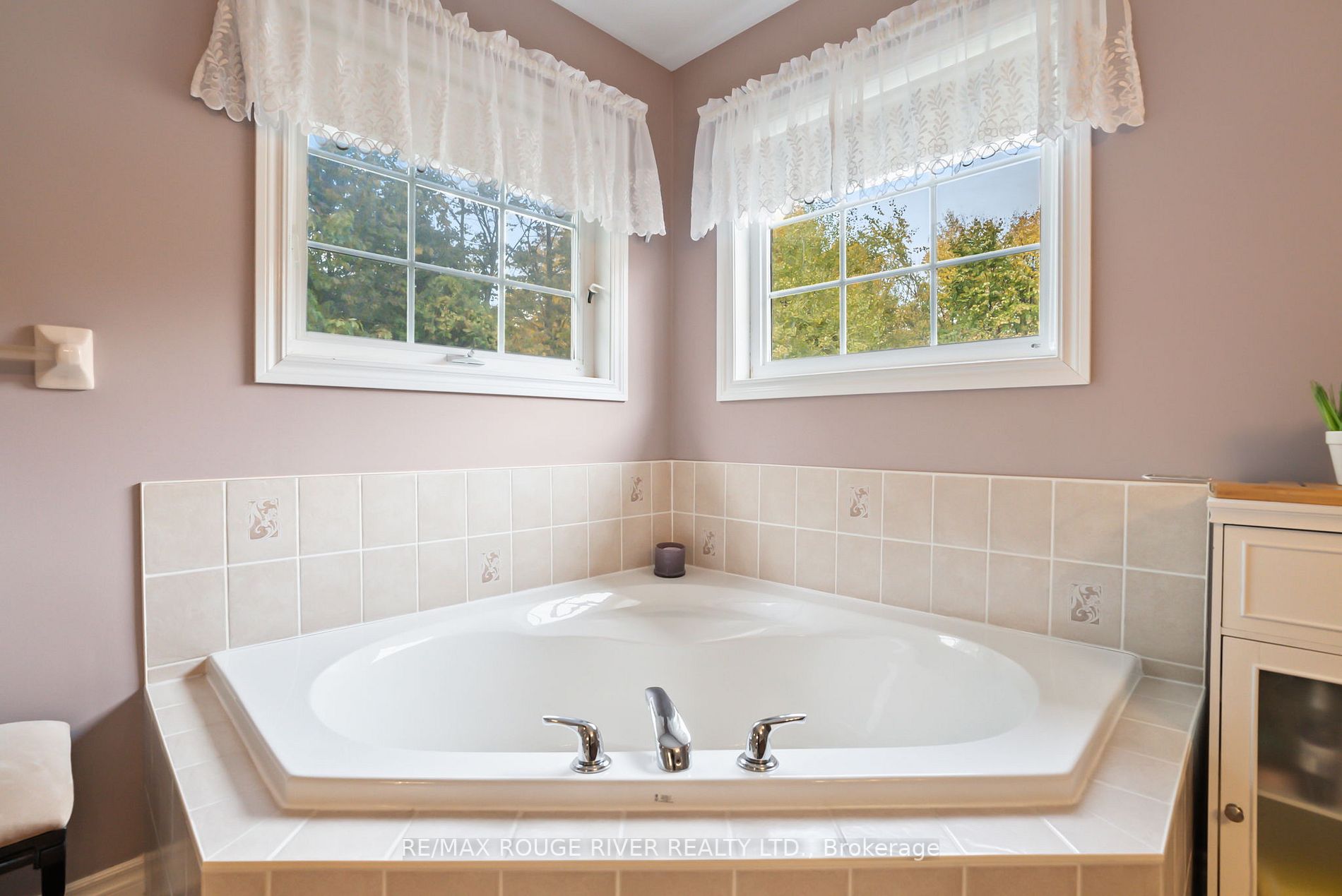 121 Rivers Edge Pl Property Photo 27