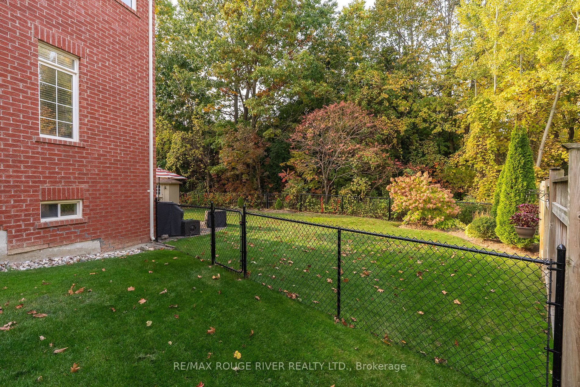 121 Rivers Edge Pl Property Photo 35