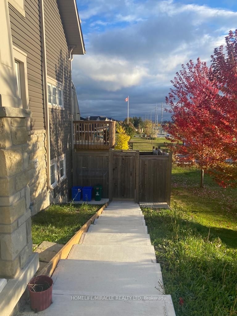 55 Great Gabe Cres Property Photo 5