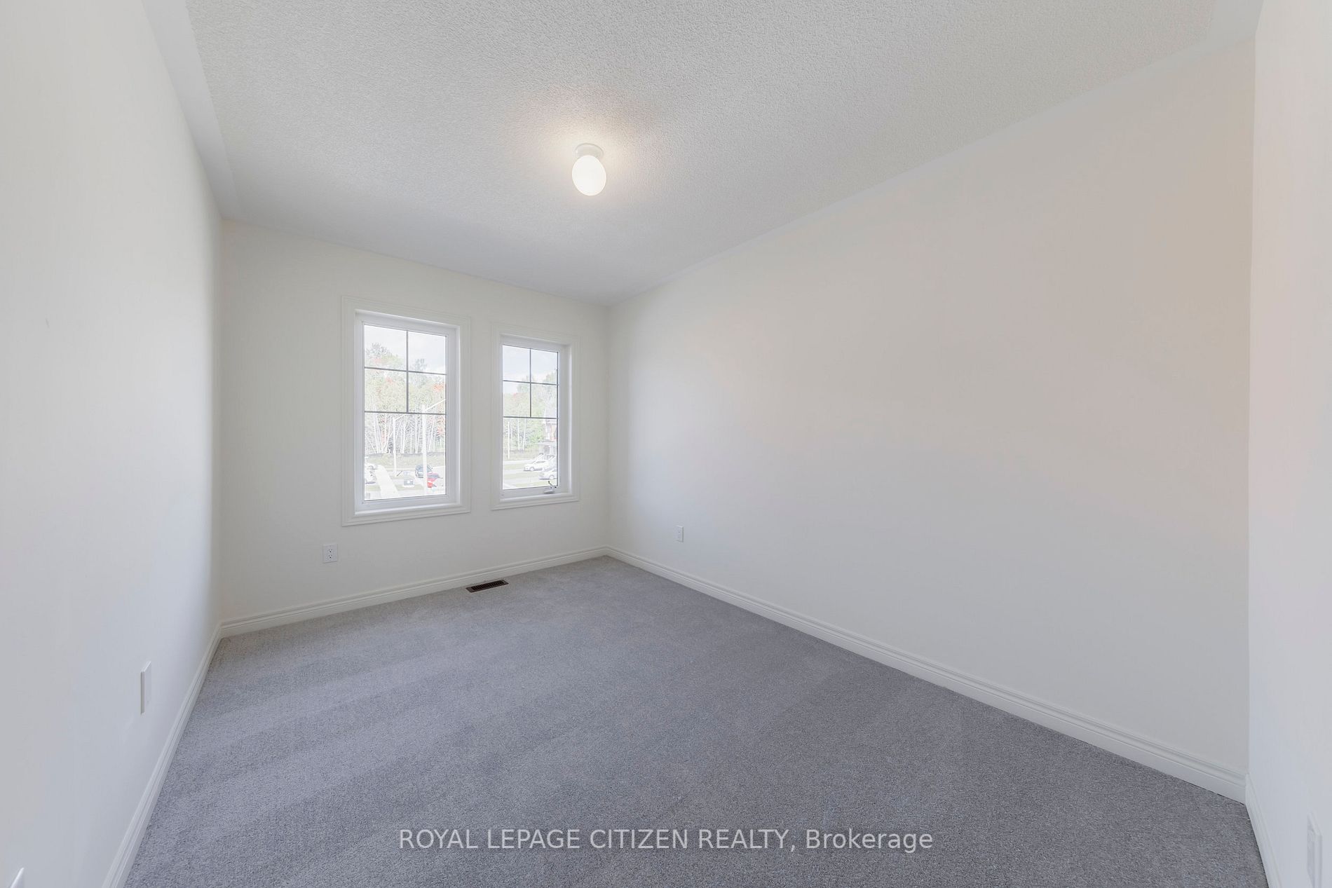 1189 Kettering Dr Property Photo 19