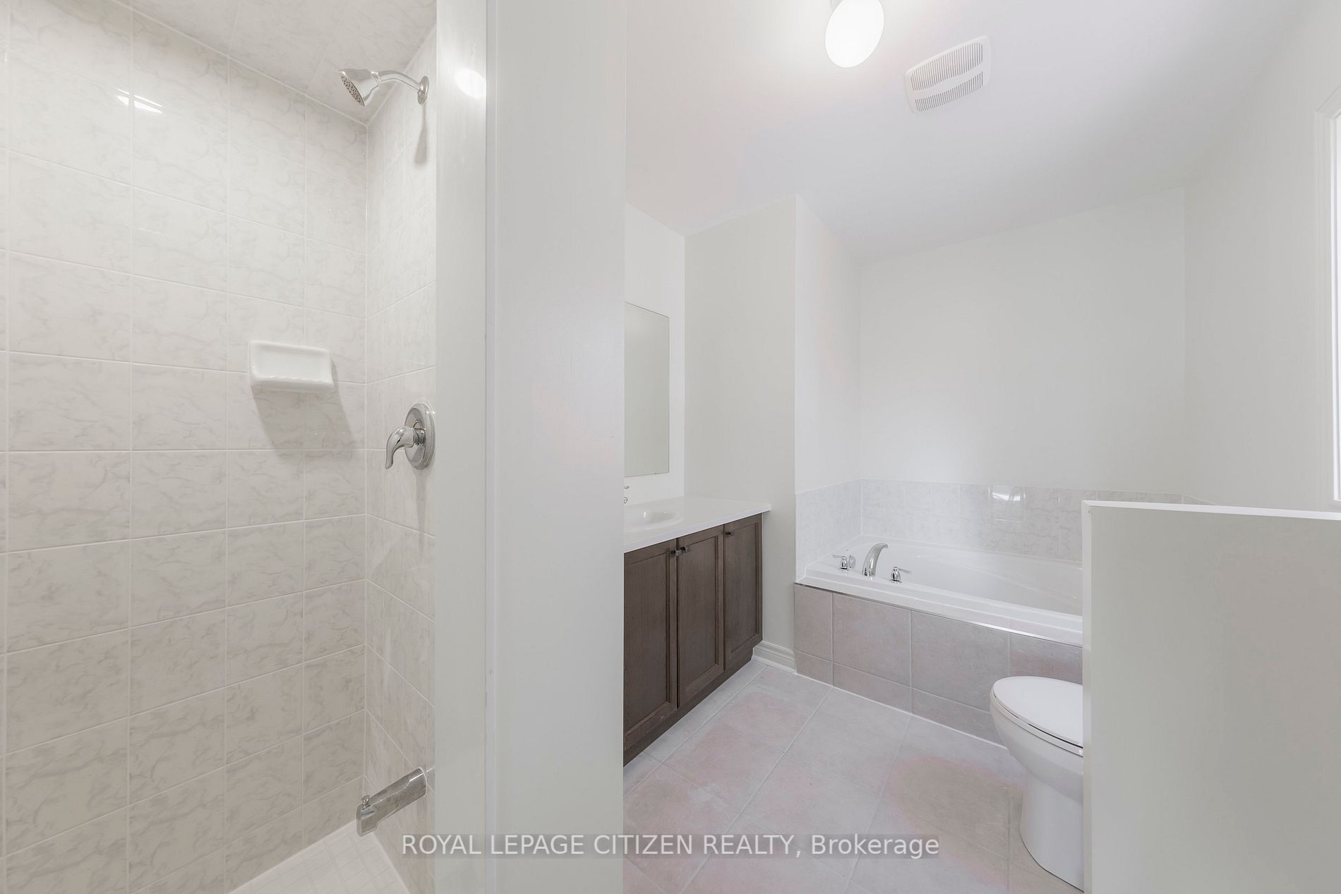 1189 Kettering Dr Property Photo 26