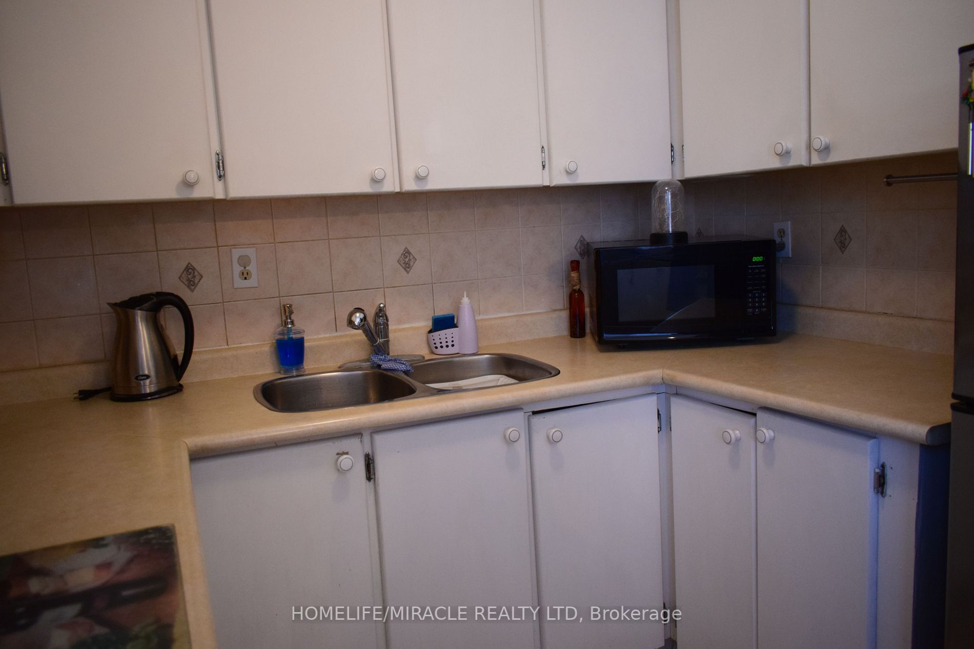 1945 Denmar Rd N 9 Property Photo 6