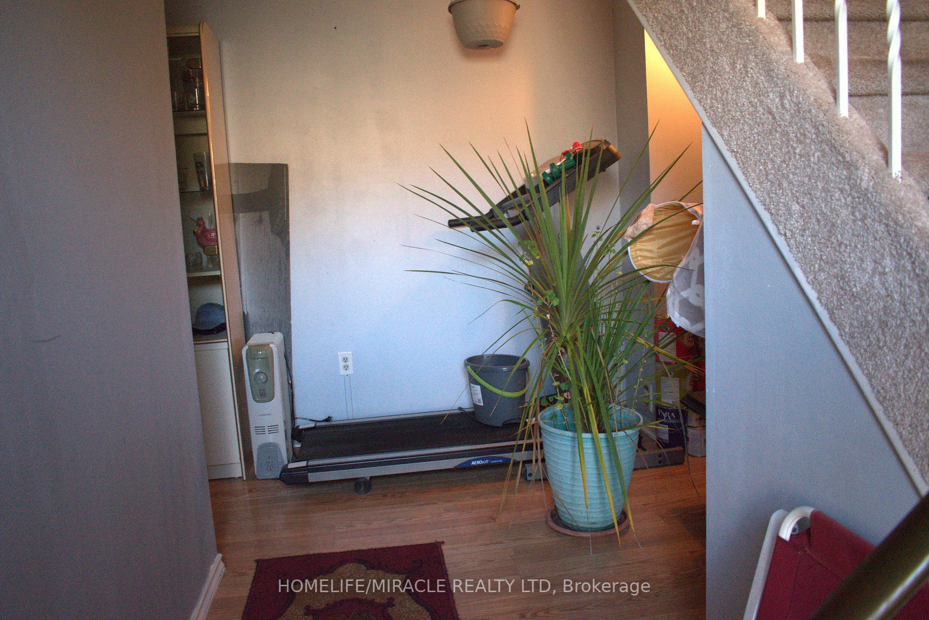 1945 Denmar Rd N 9 Property Photo 29