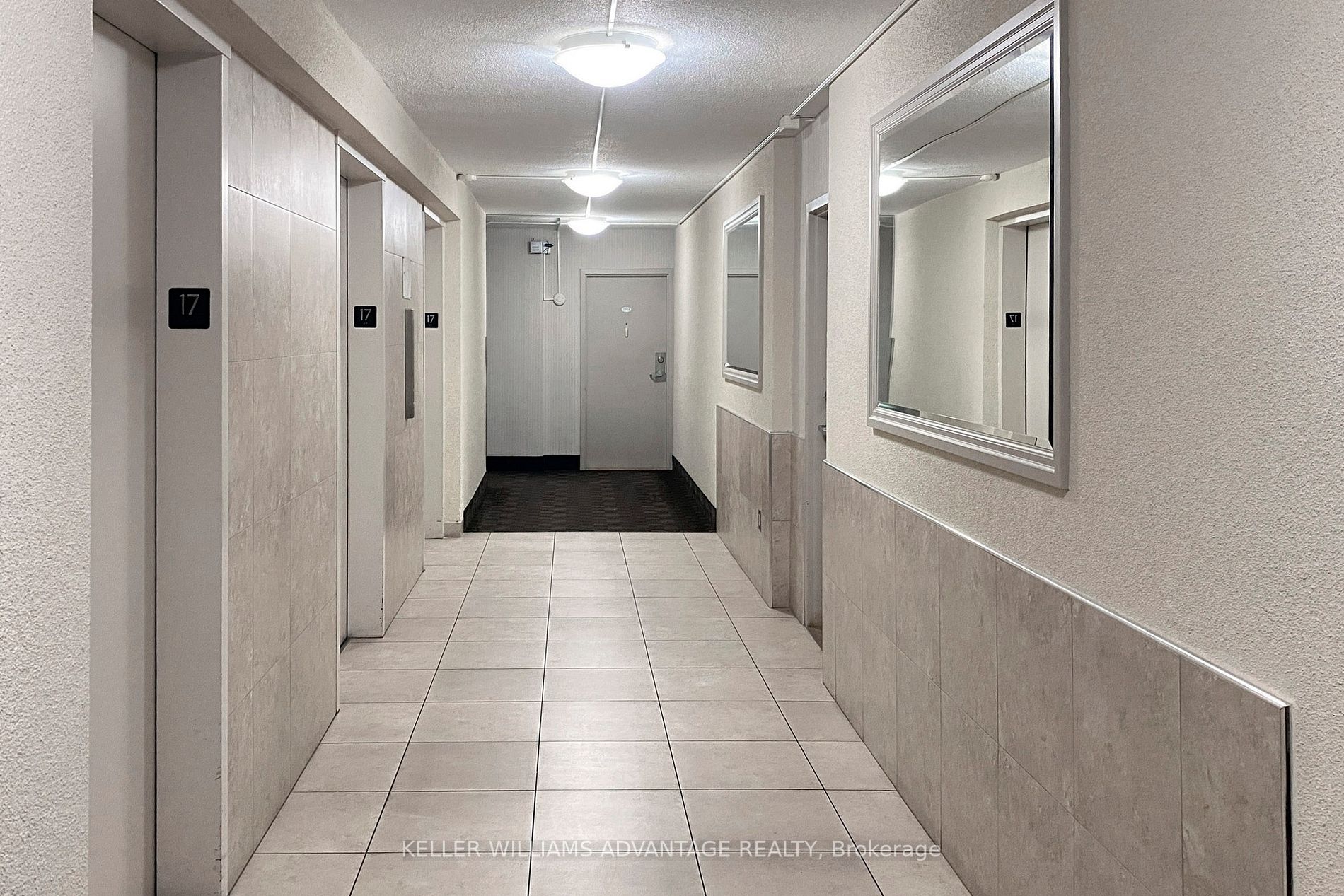 3 Massey Sq 8 Property Photo 4
