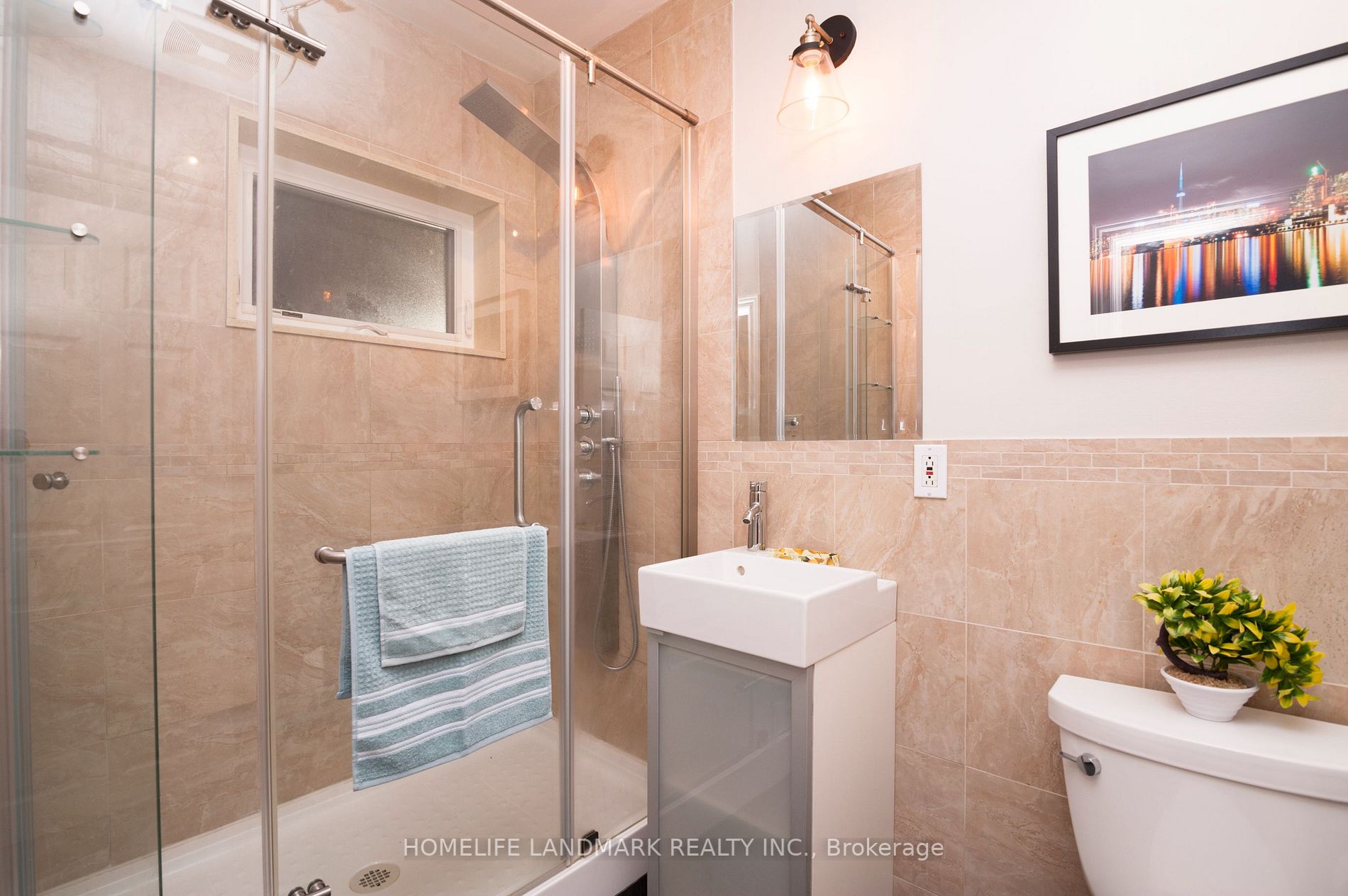 83 Hollywood Cres Property Photo 22