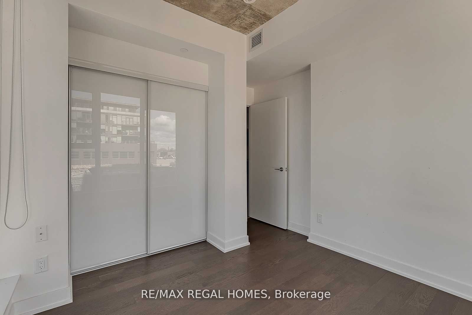 30 Baseball Pl Property Photo 10