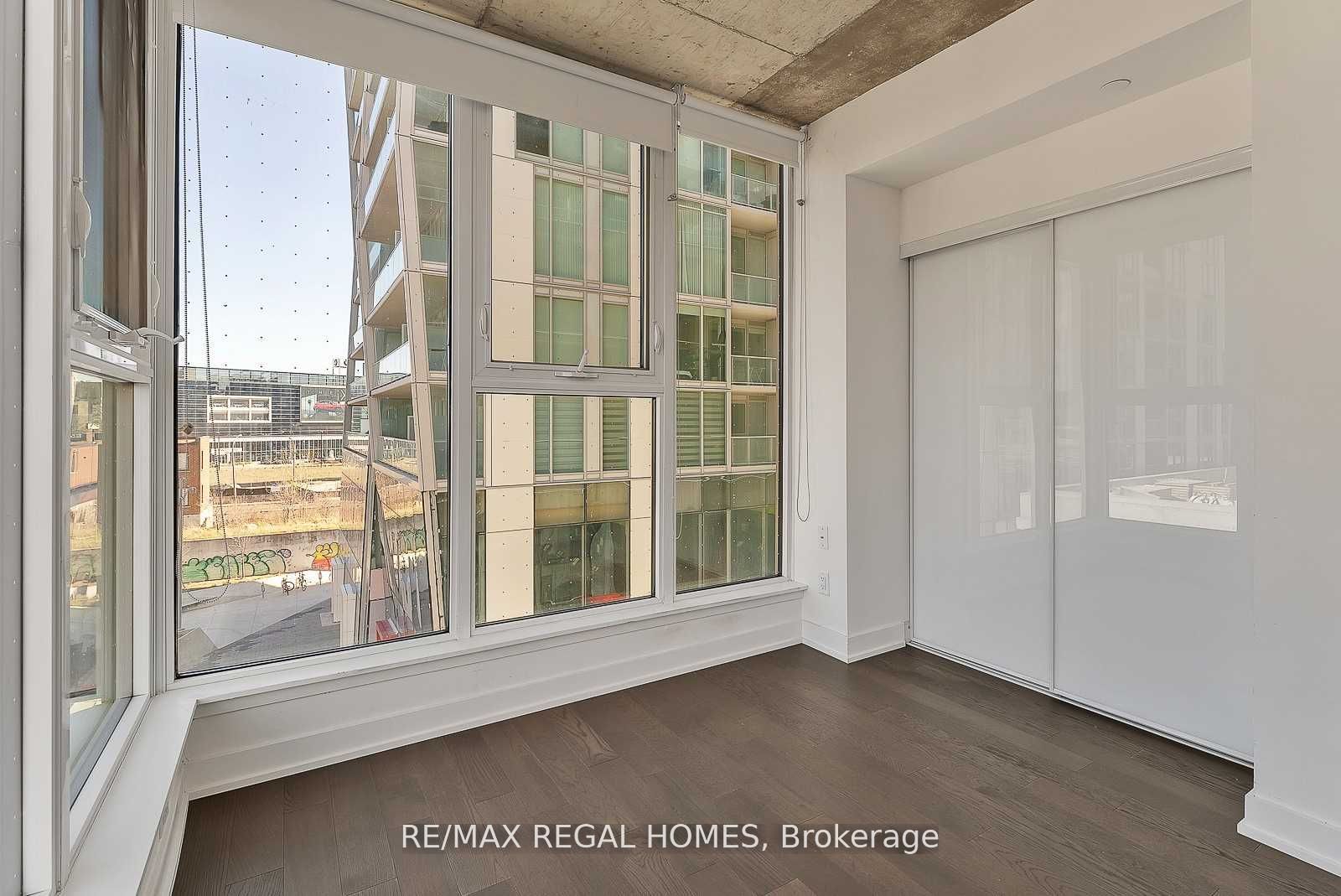 30 Baseball Pl Property Photo 11
