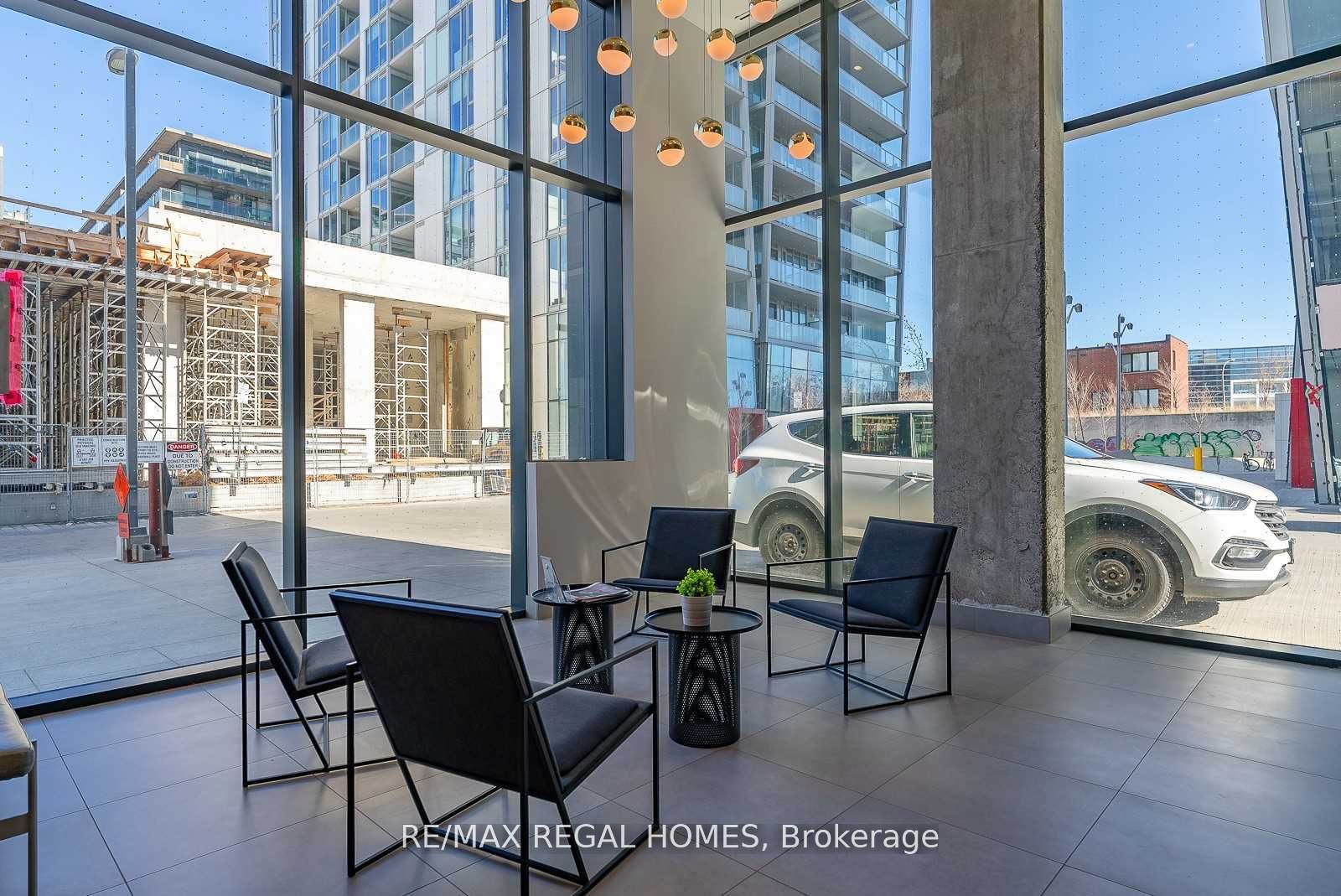 30 Baseball Pl Property Photo 16
