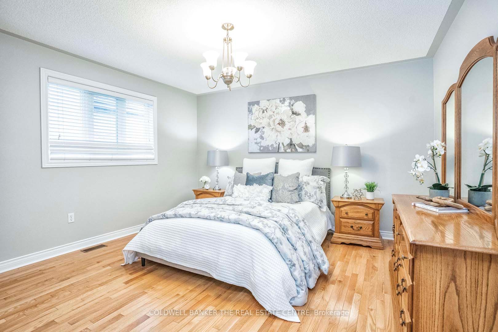 174 Dooley Cres N Property Photo 12