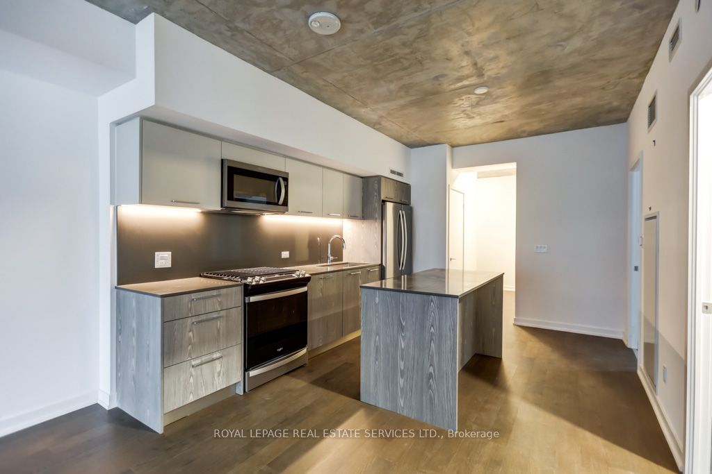 45 Baseball Pl 10 Property Photo 11