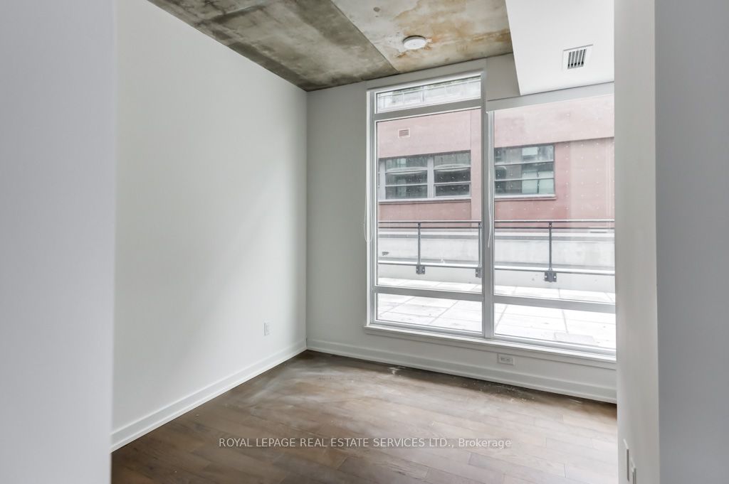 45 Baseball Pl 10 Property Photo 19