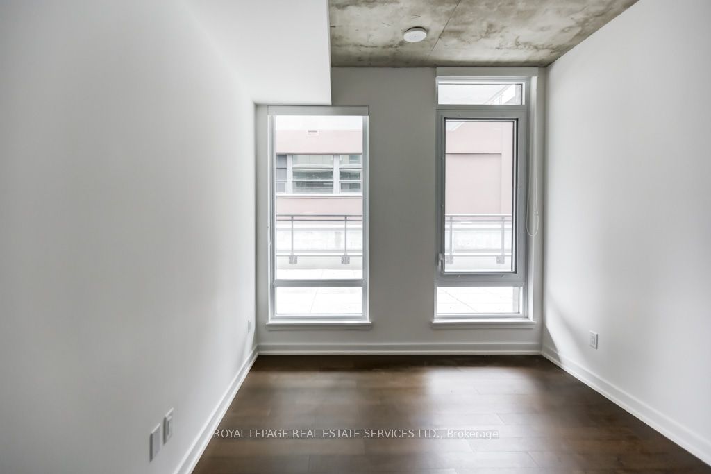 45 Baseball Pl 10 Property Photo 22